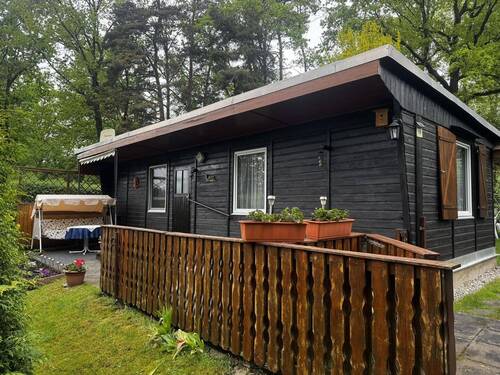 Ansicht Bungalow - Wochenendgrundstück in der schönen Dahlener Heide - Eigentumsland