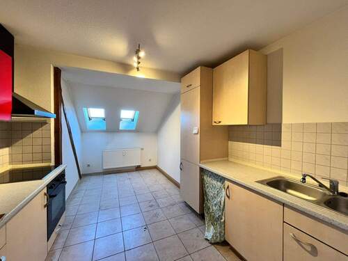 Helle Dachgeschossküche - gemütliche 1- Raumwohnung im Dachgeschoss mit Einbauküche im Herzen von Görlitz !