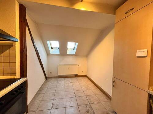Dachgeschoss mit Dachfenstern - Etagenwohnung mit 45,00 m² in Görlitz zur Miete
