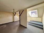 Dachgeschoss mit Gaube - 