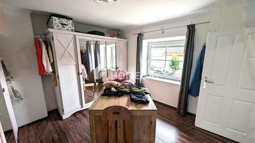 1. OG Ankleidezimmer 2 - Einfamilienhaus mit 300,00 m² in Ruppertsweiler zum Kaufen