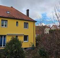 Ruheoase und doch mittendrin: Reihenendhaus zum sofortigen Bezug - Heidenheim an der Brenz Innenstadt