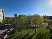 Aussicht Balkon - Etagenwohnung mit 77,00 m&sup2; in Kronshagen zur Miete