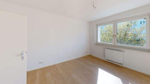 Wohnzimmer. - 4 Zimmer Etagenwohnung zur Miete in Kodersdorf
