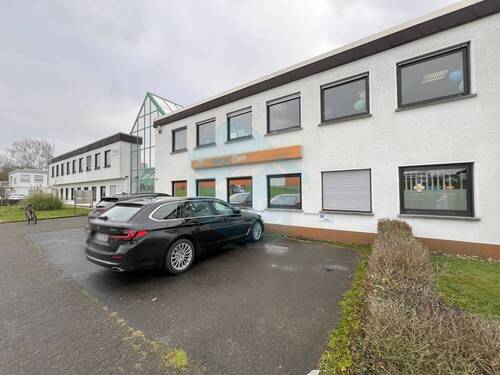 Bild 1 - Geräumige Büroflächen in guter Lage in Gießen (teilbar ab 100 m²)