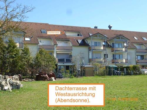 24. Ausrichtung Dachterrasse.JPG - 2 Zimmer Etagenwohnung zum Kaufen in Postbauer-Heng