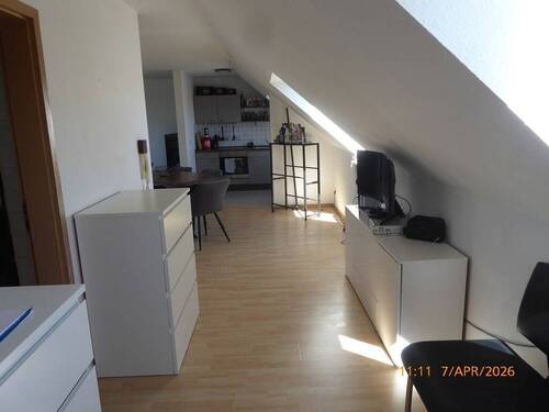 5. Flur zur Küche hin.JPG - 