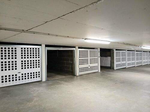 abschließbare Garagenbox - 