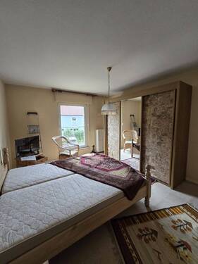 Schlafzimmer OG 1.jpg - 