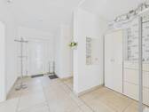 Diele und Garderobe EG - 