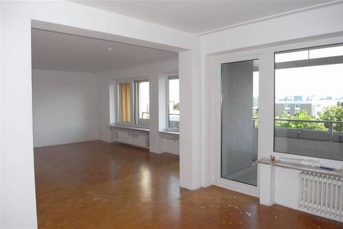 Wohnen - Essen - Etagenwohnung mit 102,50 m&sup2; in Unterhaching zur Miete