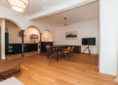 Essbereich/Wohnzimmer - HOCHWERTIG 2,5-ZIMMER- WOHNUNG IM HERZEN DER AUGSBURGER INNENSTADT