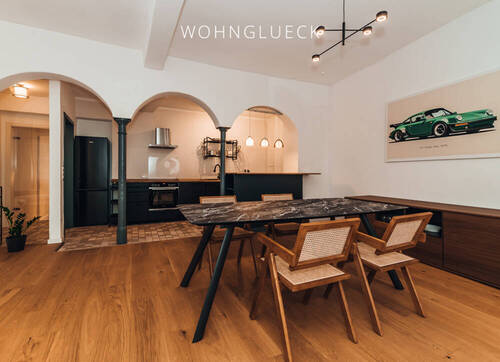 Essbereich/Wohnzimmer - 2 Zimmer Etagenwohnung in Augsburg