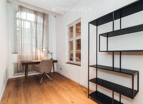 Arbeitszimmer - 