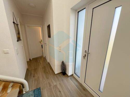 Eingangsbereich Innenansicht 2 - 