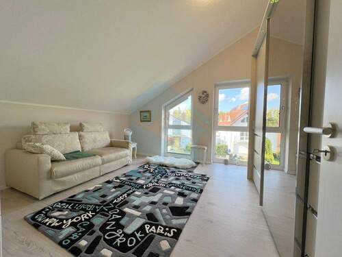 Schlafzimmer 2 Dachgeschoss - 