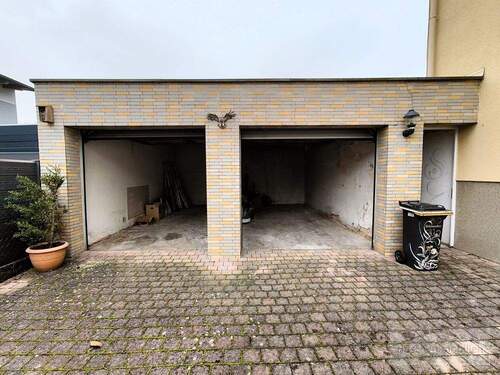Garagen - Doppelhaushälfte mit 105,00 m² in Niedernhausen zum Kaufen