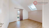 Zimmer 5 (OG) - 
