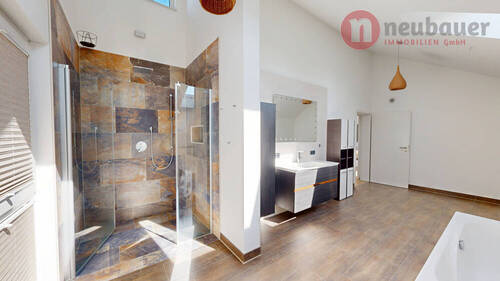 Dusche (Badezimmer OG) - 