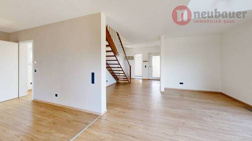 Eingangsbereich - Einfamilienhaus mit 155,50 m&sup2; in Radbruch zum Kaufen