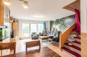 Wohnzimmer - (KI optimiert) - 5 Zimmer Reihenmittelhaus in Berlin