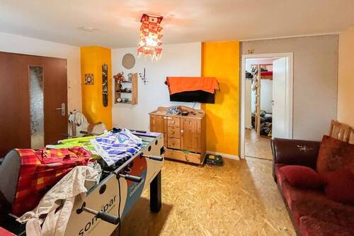 Durchgangszimmer 1.OG - 6 Zimmer Reihenendhaus zum Kaufen in Leipzig