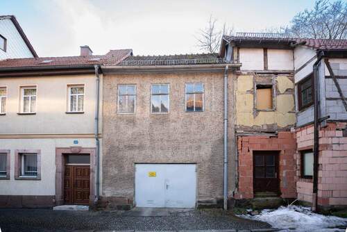 Garage - Reihenmittelhaus mit 115,00 m&sup2; in Stadtroda zum Kaufen