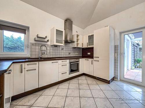 Küche mit EBK Anbau EG - 