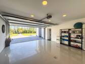 Riesige Doppelgarage - 