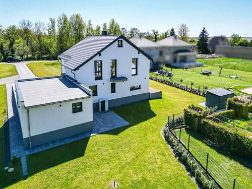 Hausansicht hinten - 