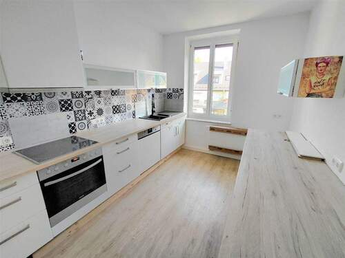 Küche - kann abgelöst werden - Helle 4-Zimmer-Stadtwohnung in 3-Fam.-Haus in Kempten-Zentrum