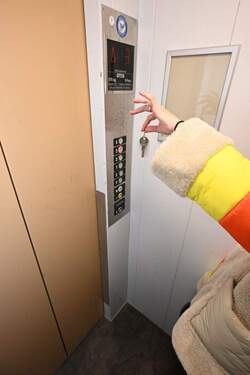 DFI - Ihr Schlüssel fürs Eigenheim. Sanierte Etagenwohnung mit drei Balkonen in Dudweiler