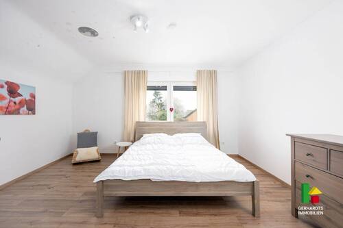 Schlafzimmer DG - 