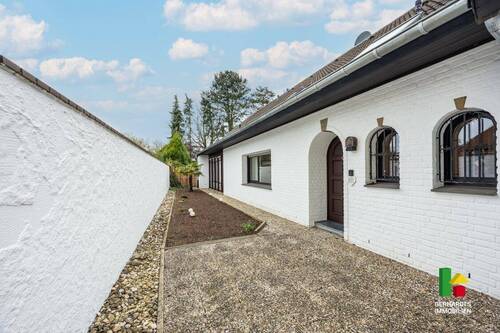 Hauseingang - 7 Zimmer Einfamilienhaus in Brüggen