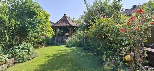 Gartenlaube - Einfamilienhaus mit 155,00 m&sup2; in Segnitz zum Kaufen