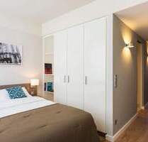 Modern möblierte 2Zimmer-Wohnung mit Skylineblick, Innenstadtlage - Frankfurt am Main Bahnhofsviertel