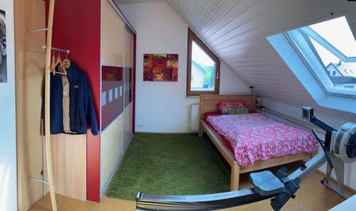 OG-Bad Waschtisch und WC - 