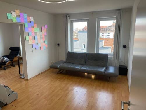 Wohnen - Etagenwohnung mit 116,70 m&sup2; in Nürnberg zum Kaufen