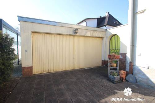 Garage - 
