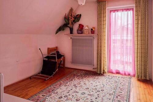 Schlafzimmer_2_1.OG - 