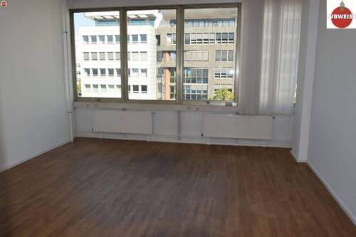 Zimmer 9, A1 - 