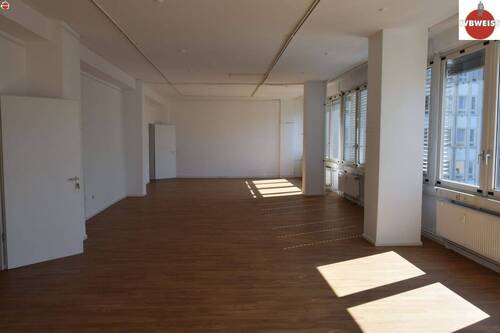 Zimmer 22, A1 (Konferenzzimmer) - 