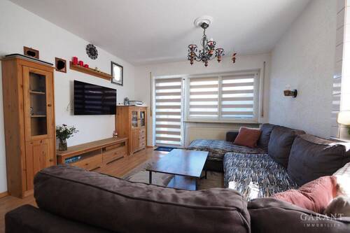 Wohnzimmer - 4 Zimmer Einfamilienhaus in Niederstotzingen