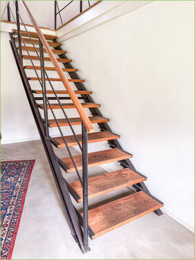 Treppe ins Dachgeschoss - 