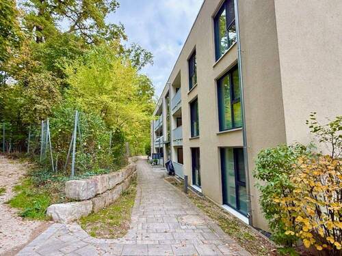 Hausansicht - 4 Zimmer Etagenwohnung in Zirndorf