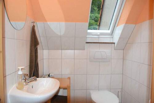 Gäste-WC/DG - 