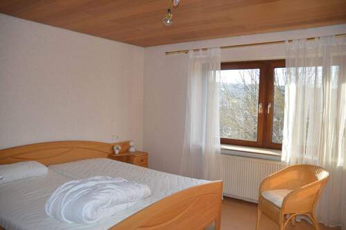 seitlicher Balkon - 