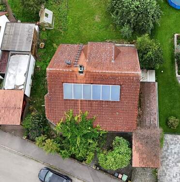 Blick auf Dach, vorhandene Solarthermie - 