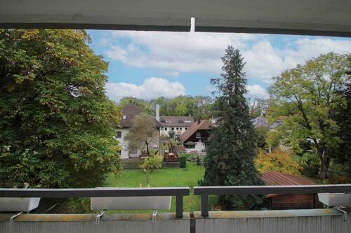 Ausblick - 3 Zimmer Etagenwohnung in München