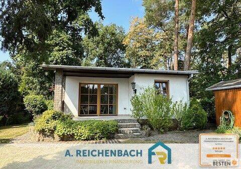 Außenansicht - Gepflegter Bungalow auf Eigentumsland in der Waldsiedlung Wellaune zu verkaufen!